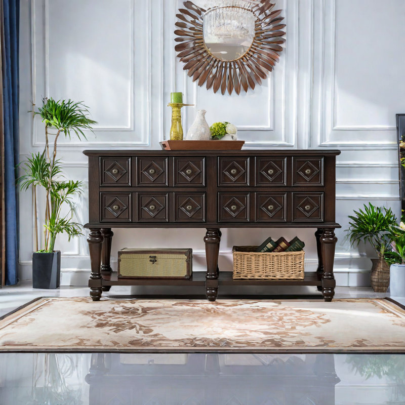 Buffet Sushanth, Noyer noir