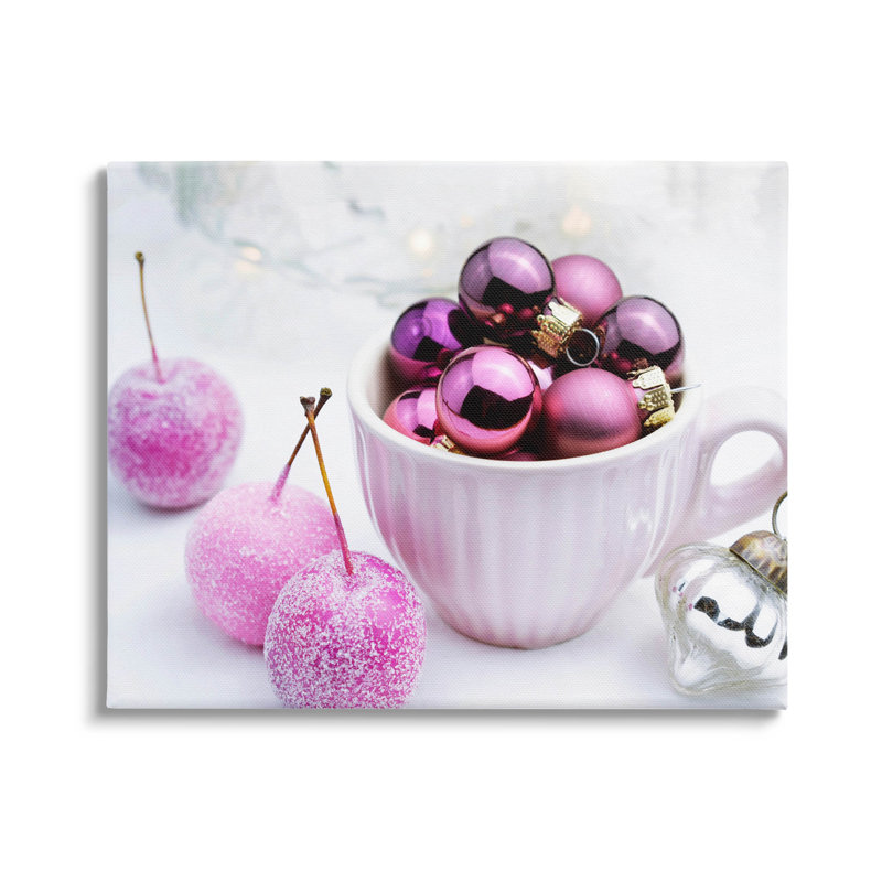 «Glimmering Pink Christmas Ornaments», art mural sur toile par Lil 'Rue, H 24 po x l 30 po x P 1,5 po