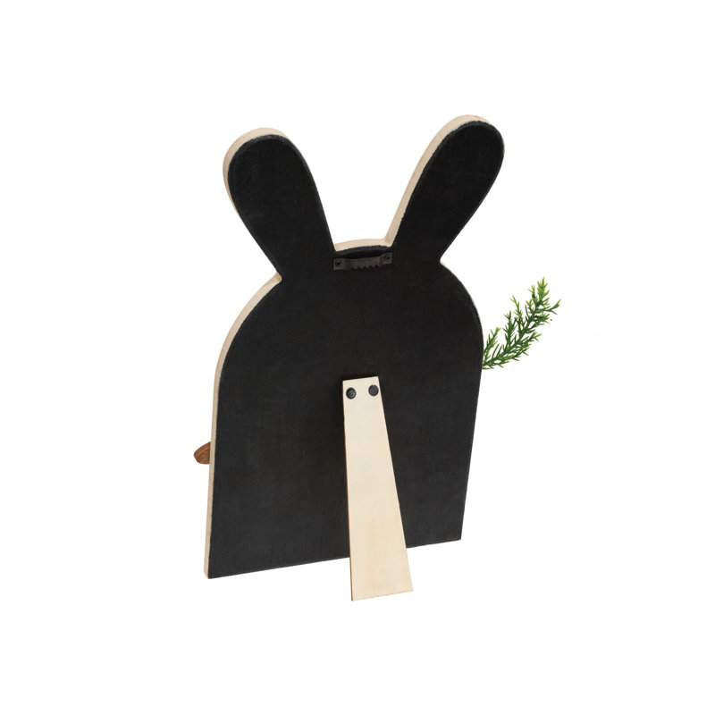 Lapin superposé avec chevalet carotte