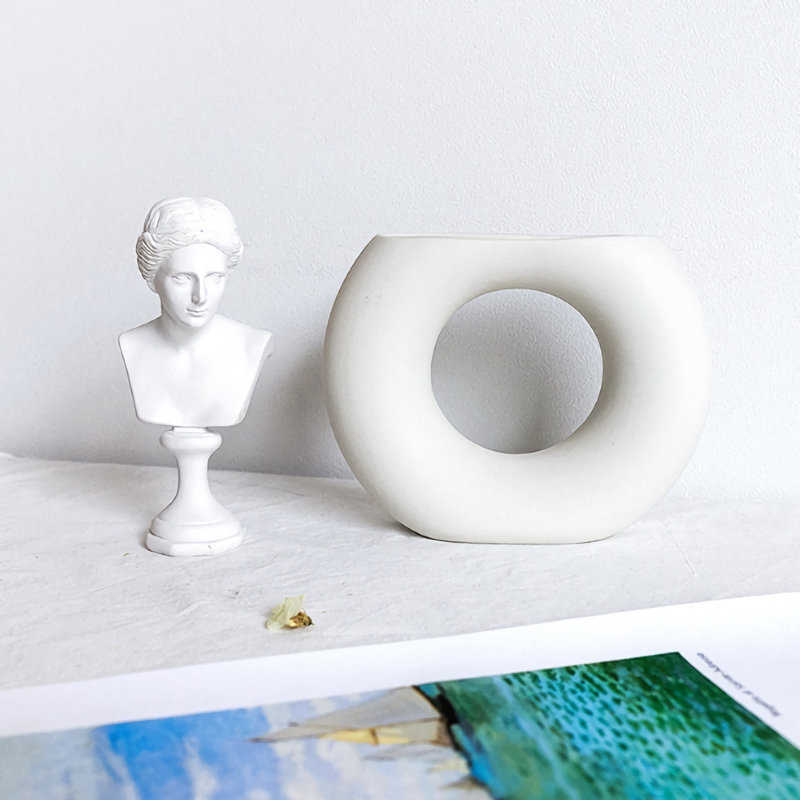 Figurines et sculptures Lorenzia