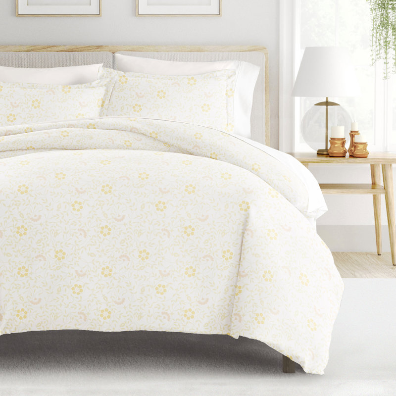 White Floral Microfiber Queen Duvet Cover Set with Shams