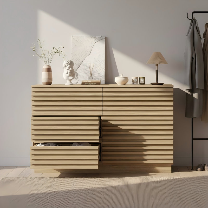 Commode cannelée moderne 47 po à 6 tiroirs avec finition chêne naturel, tiroirs coulissants et ensemble anti-basculement