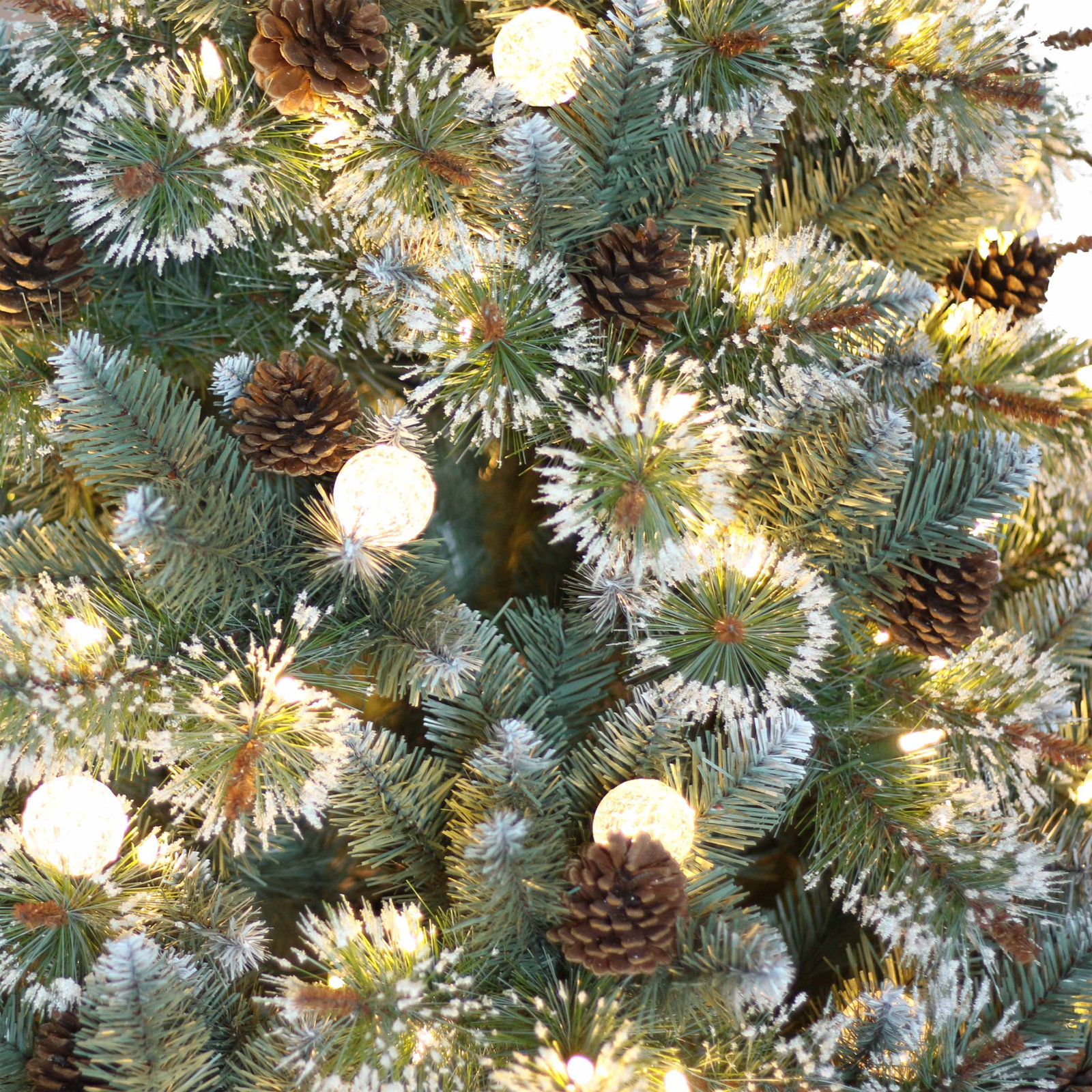 90' Christmas Tree