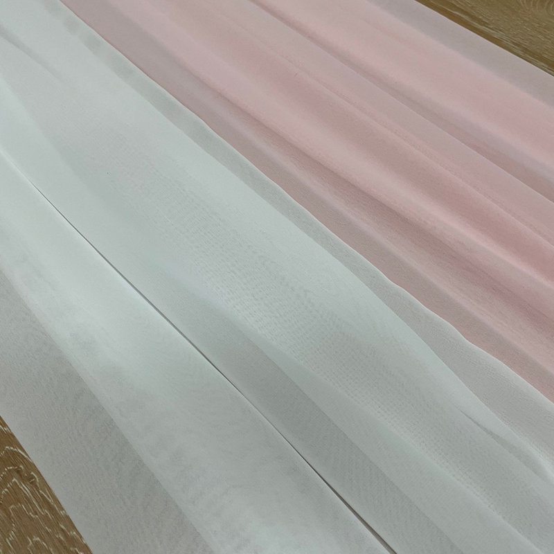 Chemin de table Comfrey, Blanc/rose
