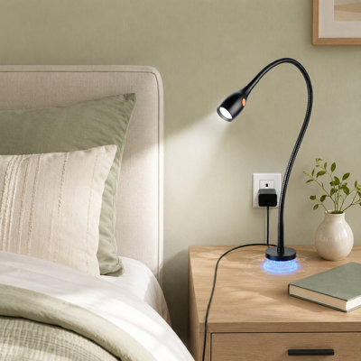 Lampe de lecture magnétique minimaliste avec col de cygne flexible, variation d'intensité douce, IRC 90+, construction entièrement métallique, interrupteur pratique sur la tête de lampe et adaptateur USB-C inclus pour têtes de lit, chambres, maison et bureaux.