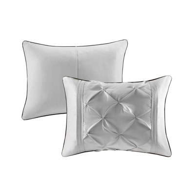 165313282-E60E Bedding