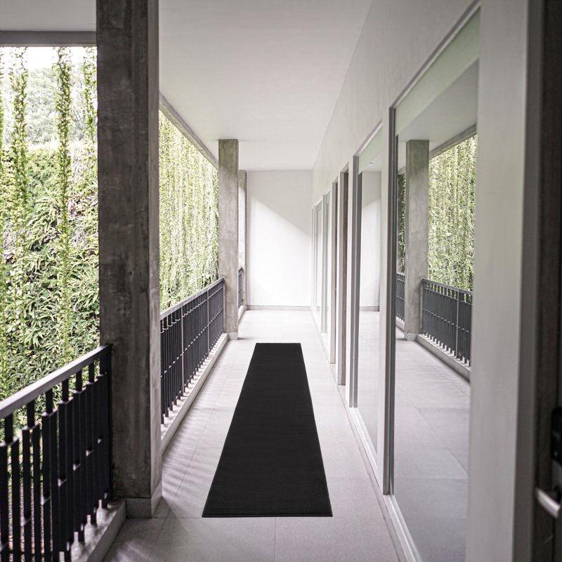 Tapis intérieur / extérieur noir Nourison Essentials, Tapis de couloir 2 pi 2 po x 12 pi