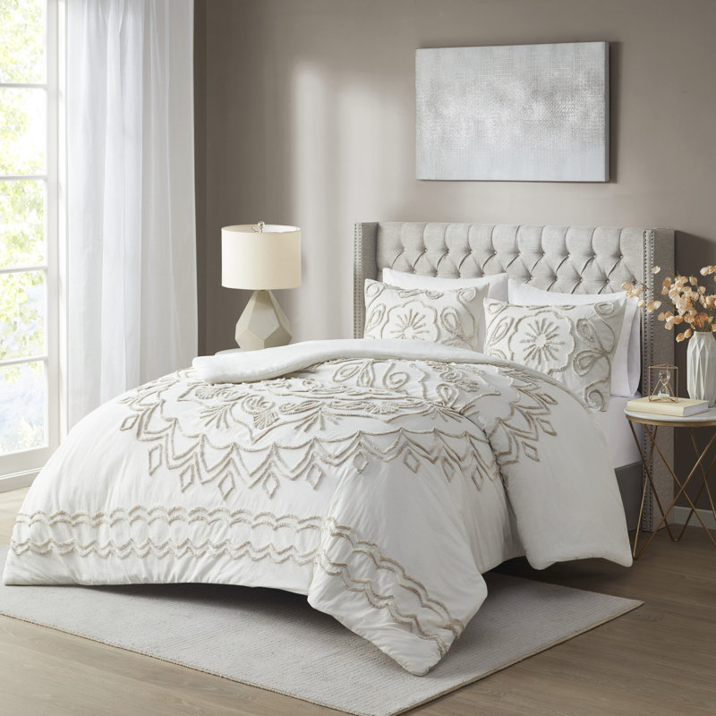 Ivory and Taupe Tufted Cotton Chenille Full/Queen Duvet Cover Set