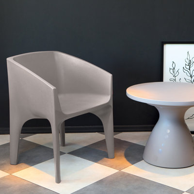 Tramontina Paco Polyethylene Lounge Chair