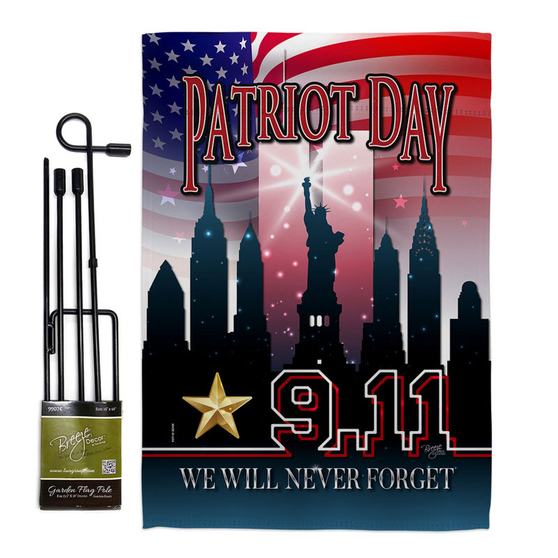 Ensemble de drapeaux en polyester 18 x 13 po We We Will Never Forget