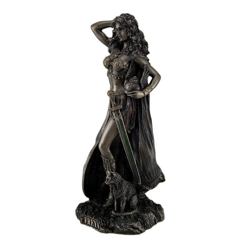 People Figurines & Sculptures