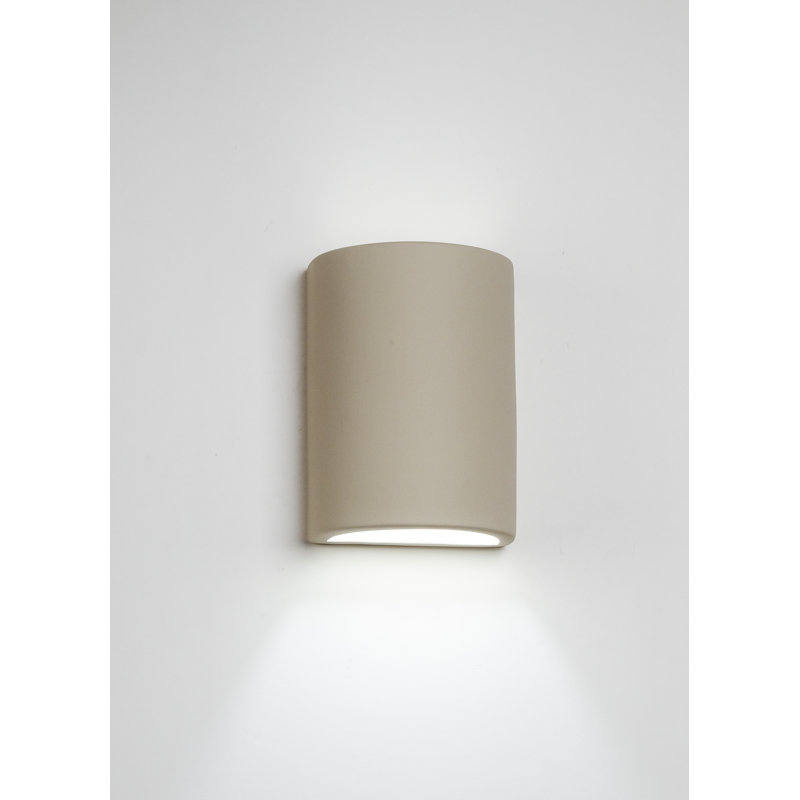 Lampe murale d'extérieur en céramique Charny, ampoule DEL incluse, Peuplier, H 8,5 po x l 6,5 po x P 4,5 po, 1-Pack