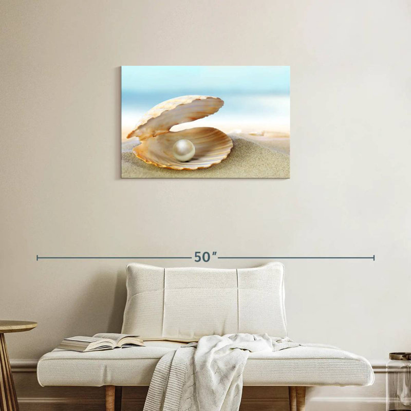 Aletra Pearl In Clam Shell, 20" H x 30" W