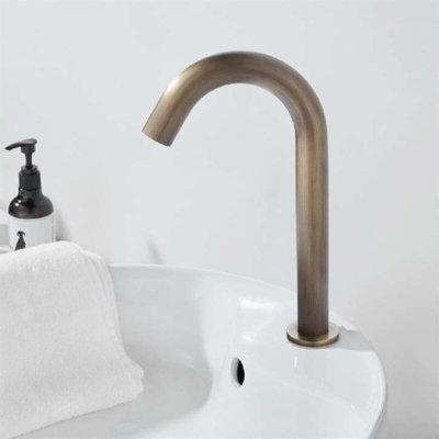 Robinet de salle de bain sans contact Juno