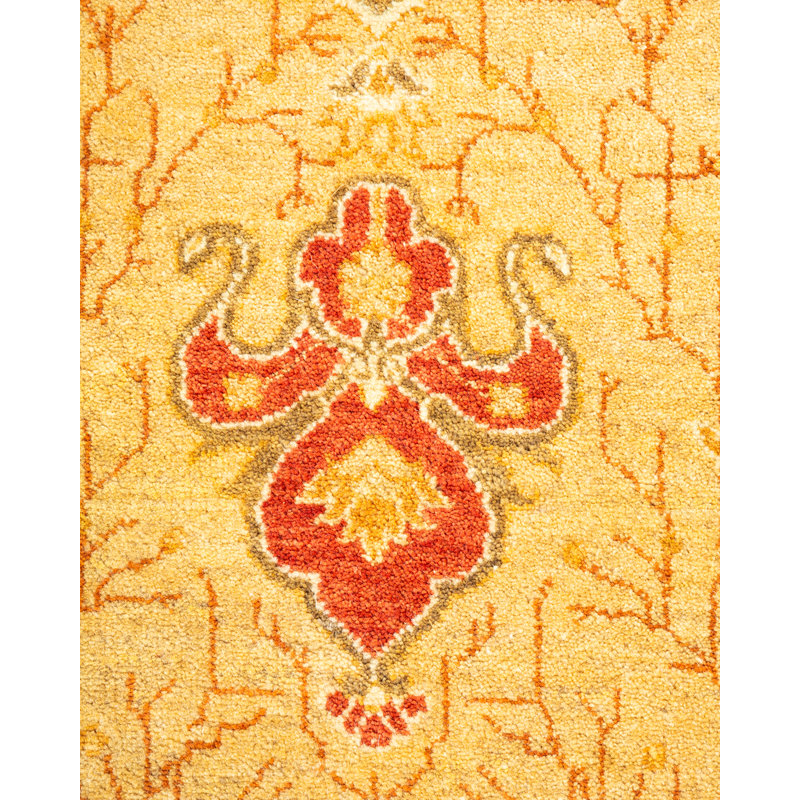 Classic One-of-a-Kind 4' 8" X 6' 5" Hand Knotted Area Rug