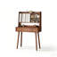 Bureau de coiffeuse minimaliste avec vitrine et tablettes ouvertes