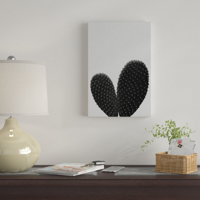 «Heart Cactus» par Orara Studio, impression sur toile, H 18 po x l 12 po x P 1,5 po, Toile tendue, Pas de tapis