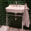 Console Whitehaus de 24 po avec bol rectangulaire intégré, repose-pieds en laiton et barre à serviettes latérale