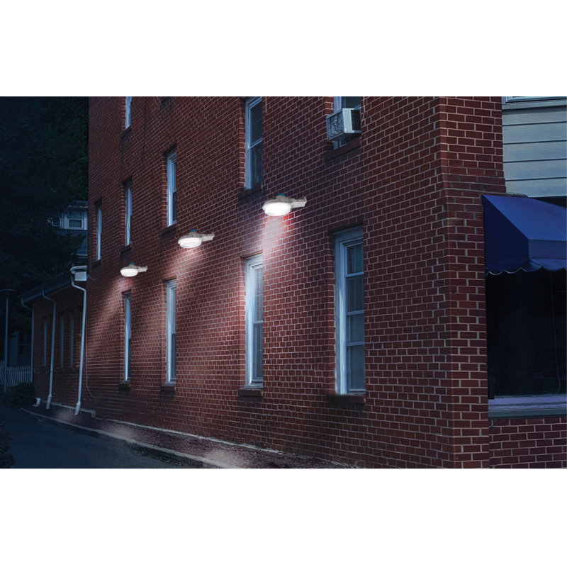 1 - Head LED Hardwired Dusk to Dawn Outdoor Security Area Light