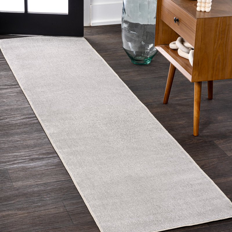 Twyla Classic Solid Low-Pile Machine-Washable Light Gray Rug, Runner 2' x 7'10"