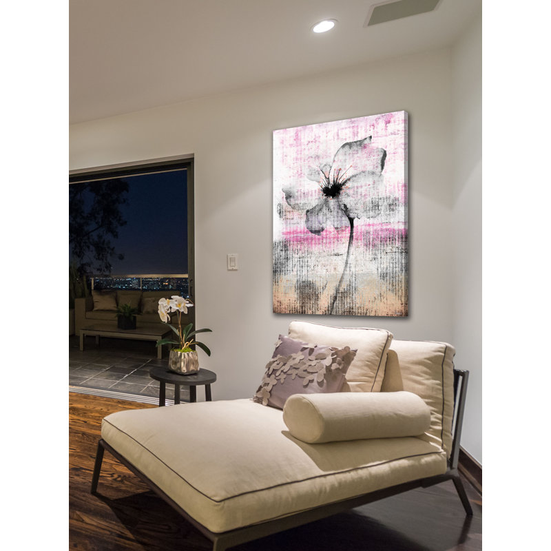 « fleur 2 » par parvez taj,-impression sur toile tendue, H 18 po x l 12 po