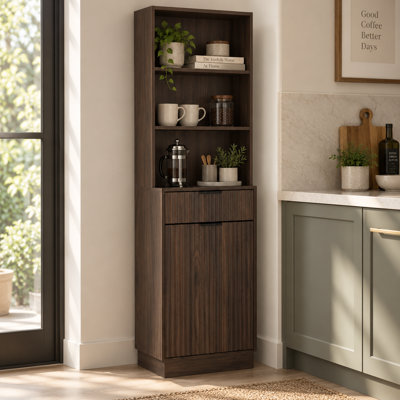 Armoire de rangement haute et étroite avec compartiment poubelle basculant, meuble de rangement de cuisine en noyer cannelé avec tiroir et étagères ouvertes