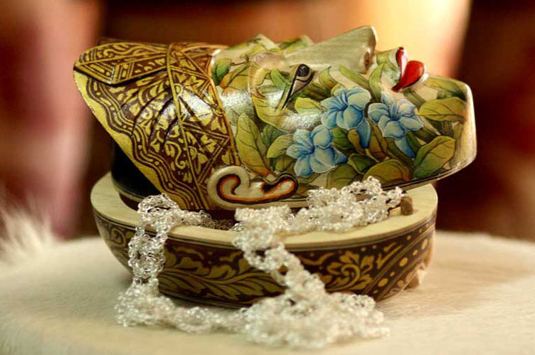 Boîte à bijoux «Flower Man of Bali»