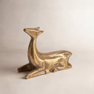 Hayler Prancer Reindeer Figurine