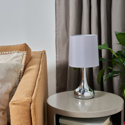 Chasse Metal Table Lamp