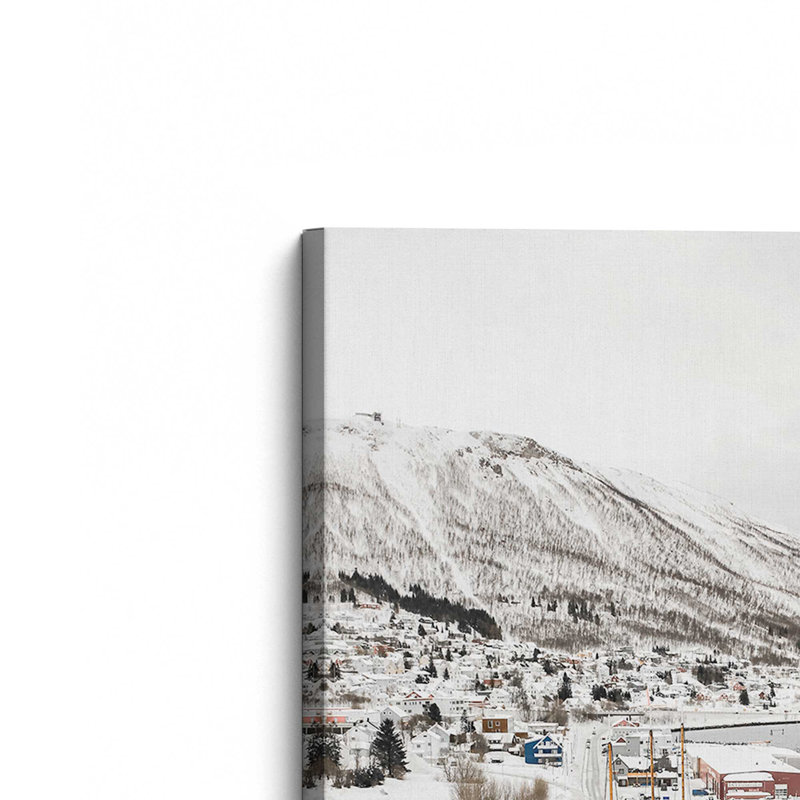 Impression sur toile, "Harbour In Norvège Snow" par Garima Dhawan, H 48 po x l 36 po