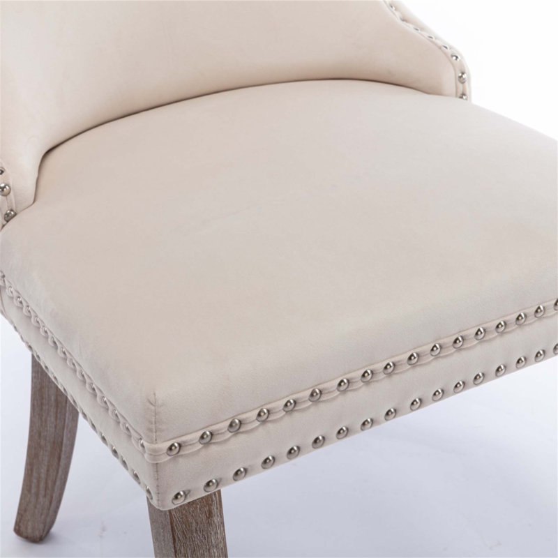 Chaise de salle à manger rembourrée à oreilles avec surpiqûres, garniture cloutée et pieds en bois massif, ensemble de 2, pour des sièges élégants et confortables