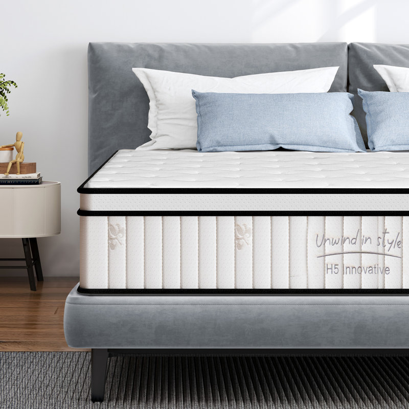 10" King Mattress Medium Hybrid Memory Foam Pocket Spring Mattress with CertiPUR-US Certified, King, 10"