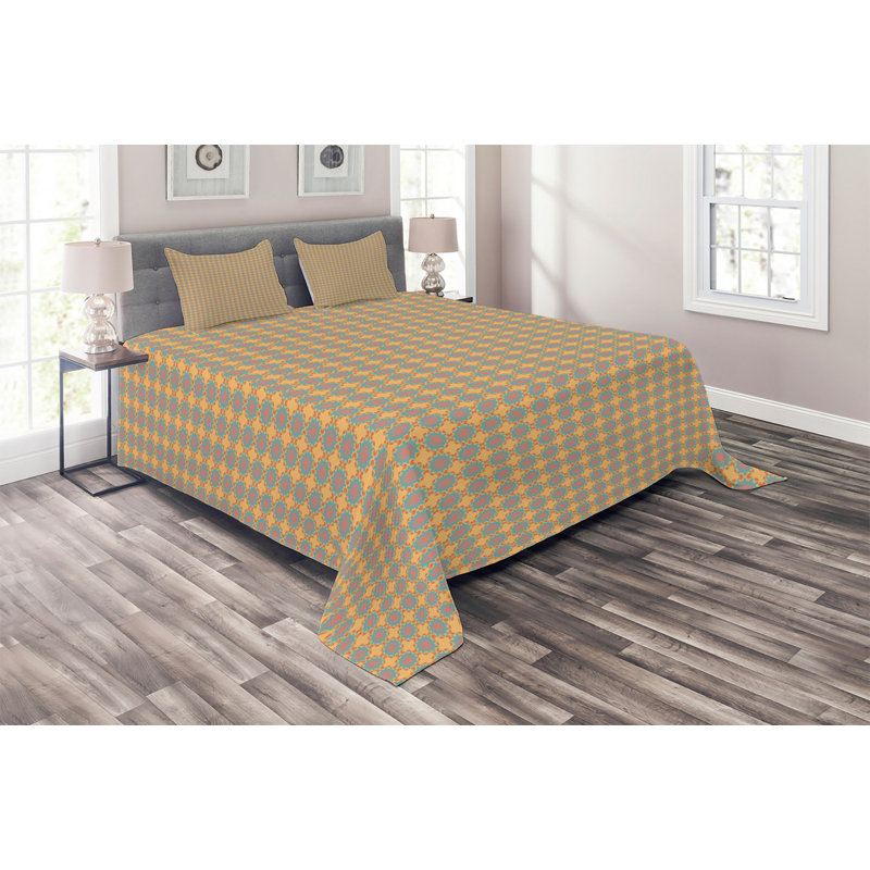 Farmhouse / Country Coverlet, King Bedspread + 2 Shams