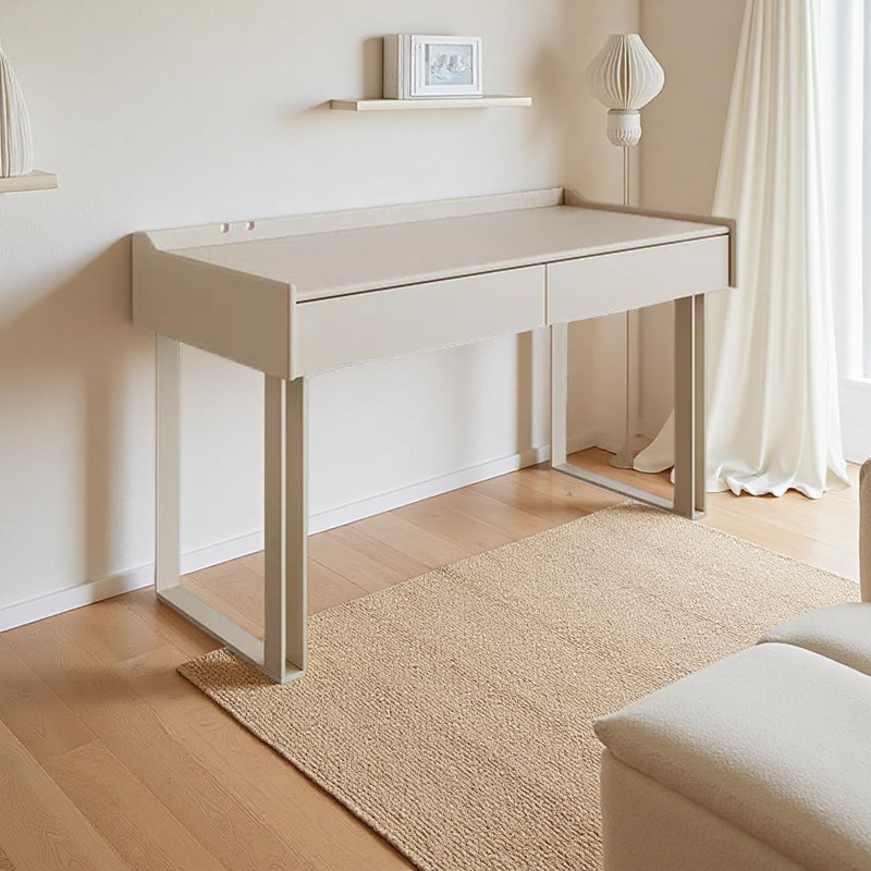 Bureau moderne blanc familial