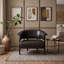 Fauteuil d'appoint à oreilles en similicuir avec pieds robustes en bois-412201625