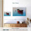 Mehar, chaloupe rouge sur les eaux calmes-108975317