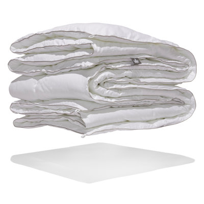 Gel Microfiber Down Alternative Comforter