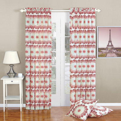 Paire de rideaux semi-transparents avec passe-tringle Delia