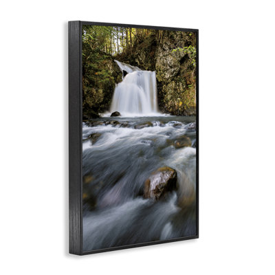 Giclée encadrée en cascade d'eau fraîche, design par Sean Greenough