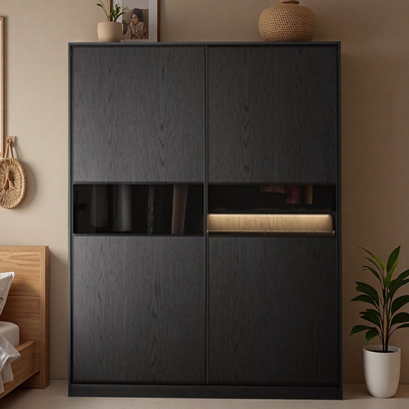 Garde-robe noire minimaliste, H 79 po x l 55 po x P 24 po