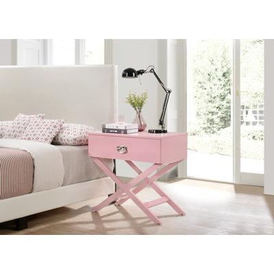 Table de chevet élégante et contemporaine