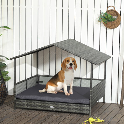 Lininger Wicker Dog House