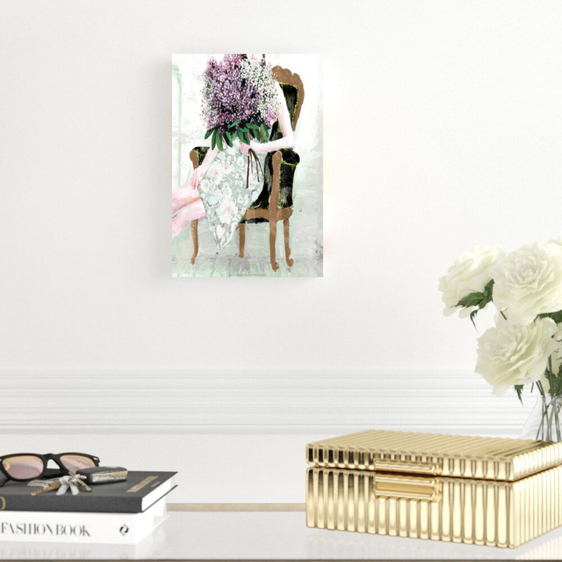 Femme dans un fauteuil avec fleurs - peinture sur toile tendue, H 12 po x l 8 po