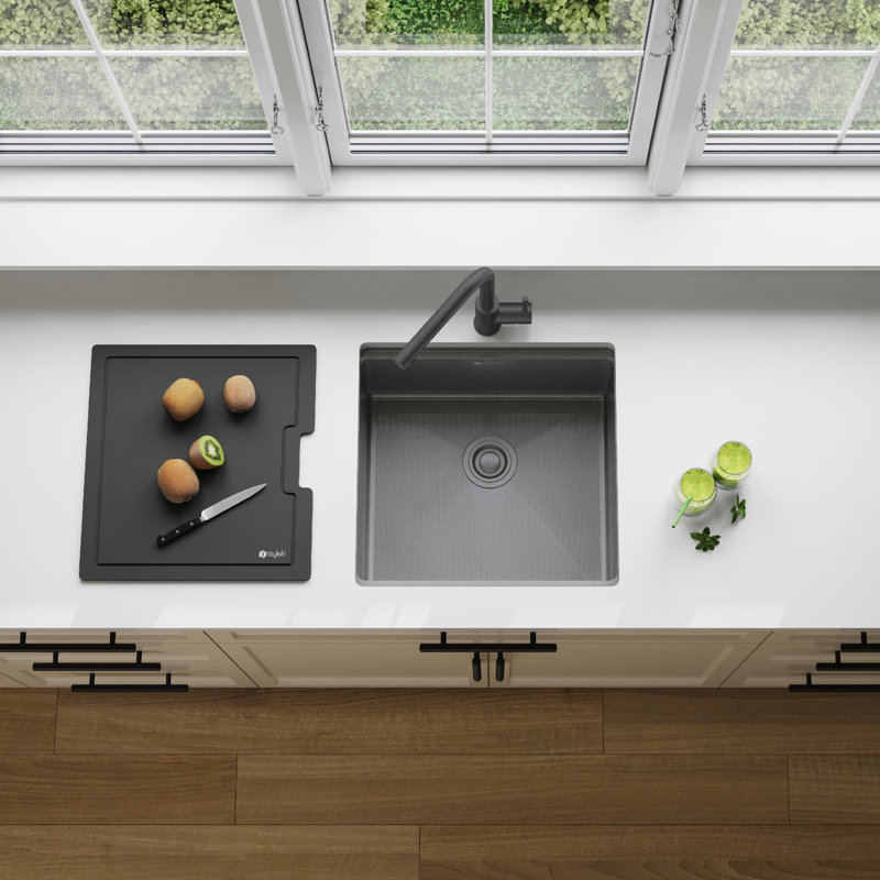 Évier de cuisine encastré à simple cuve avec station de travail de 20 pouces avec finition Dura-Tek et accessoires