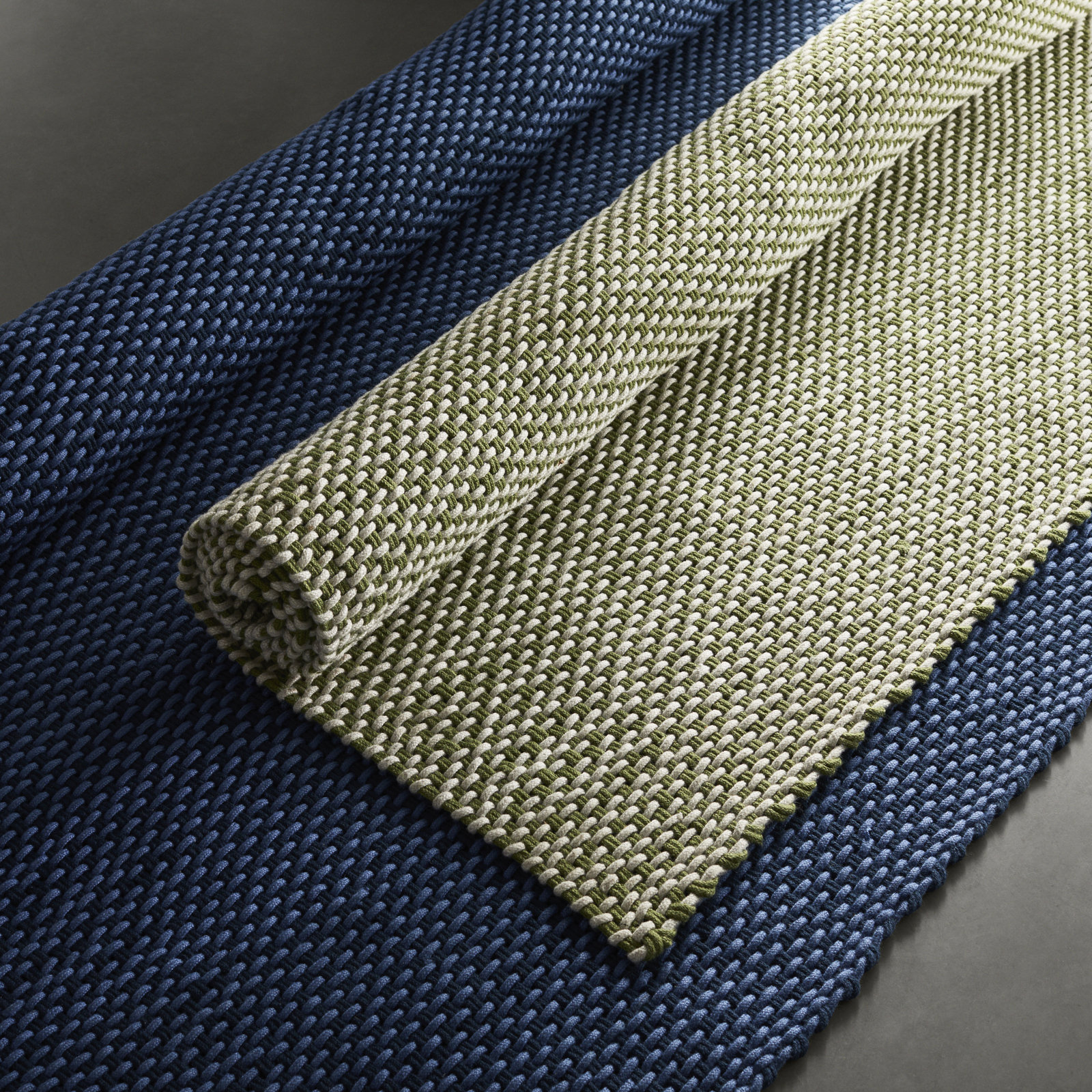 Marseille Green Hand-Woven Geometric Outdoor Rug, Rectangle 5' x 8'