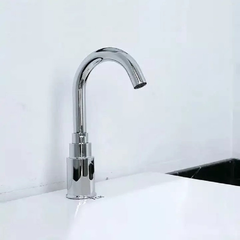 Robinet de lavabo sans contact à fixation au comptoir Juno