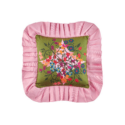 Ruffled Pillow Cover Blumen