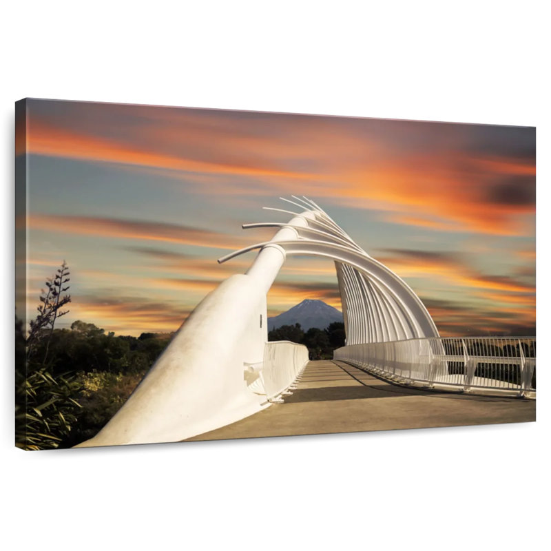 Lilie Te Rewa Bridge, H 32 po x l 48 po
