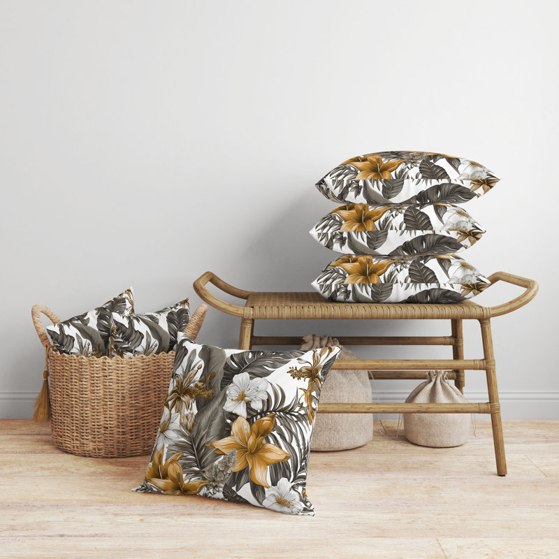 Coussin Rainforest Reverie, H 16 po x l 16 po, Blanc / bronze floral