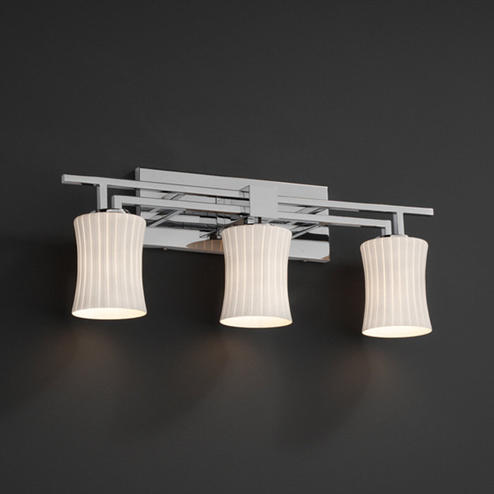 Éclairage de salle de bain à intensité variable 3 lumières Kip, Ruban, Chrome poli
